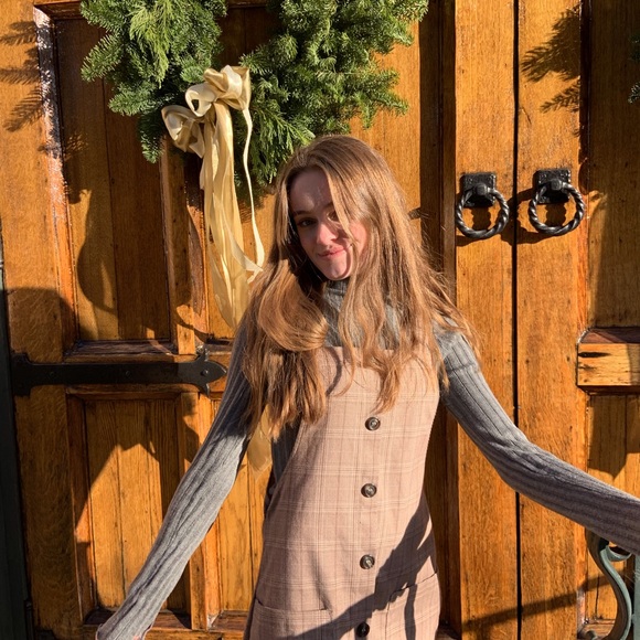 Meet your Posher, Ruby - Picture 1 of 1